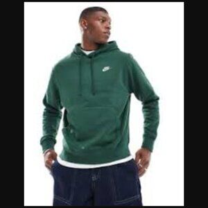 Nike Sportswear Club Fleece Pullover Hoodie Shade Fir Forest Green / White Size